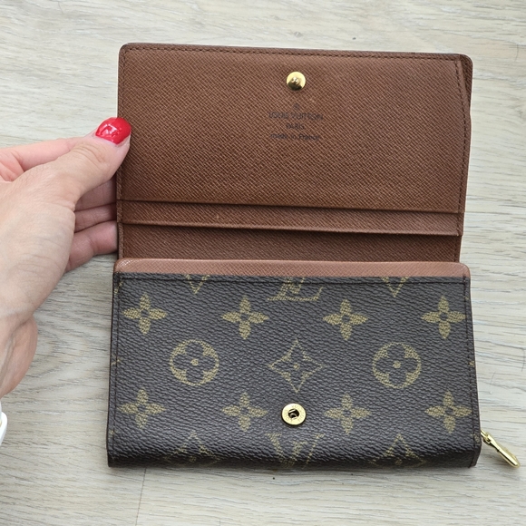Louis Vuitton Brown Tresor Monogram Wallet - Picture 2 of 7